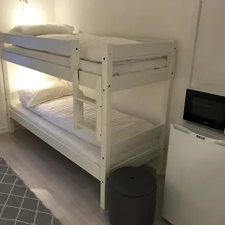 Vinstra Hostel אכסניה *